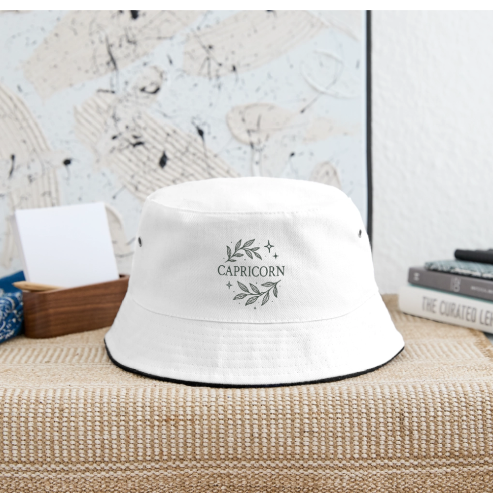 Bucket Hat „Capricorn“ - Weiß/Navy